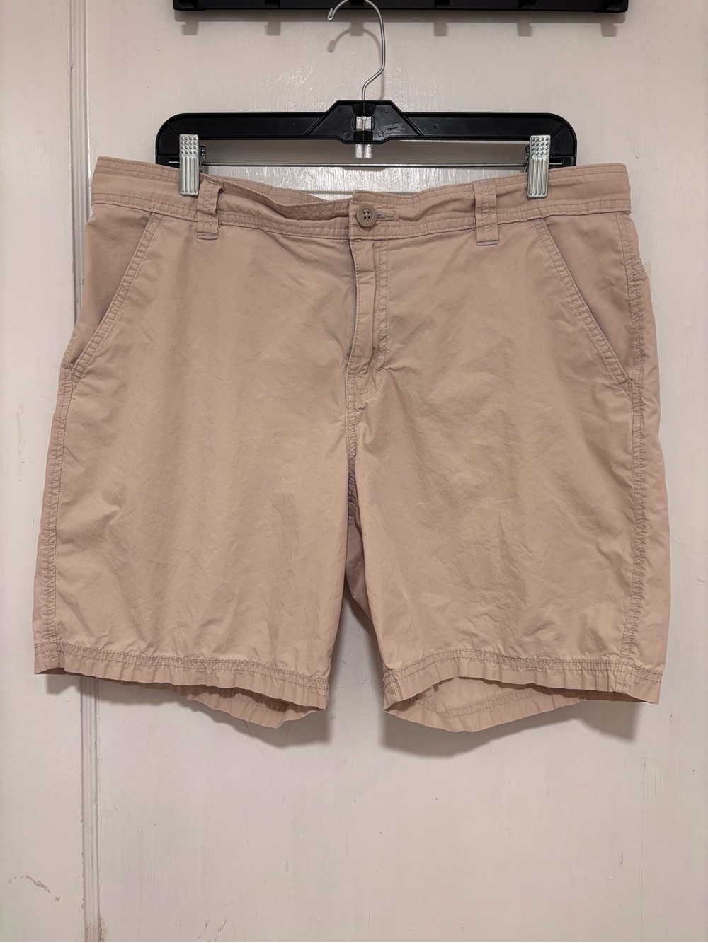 Men's Flat Front Cotton Shorts in Light Beige